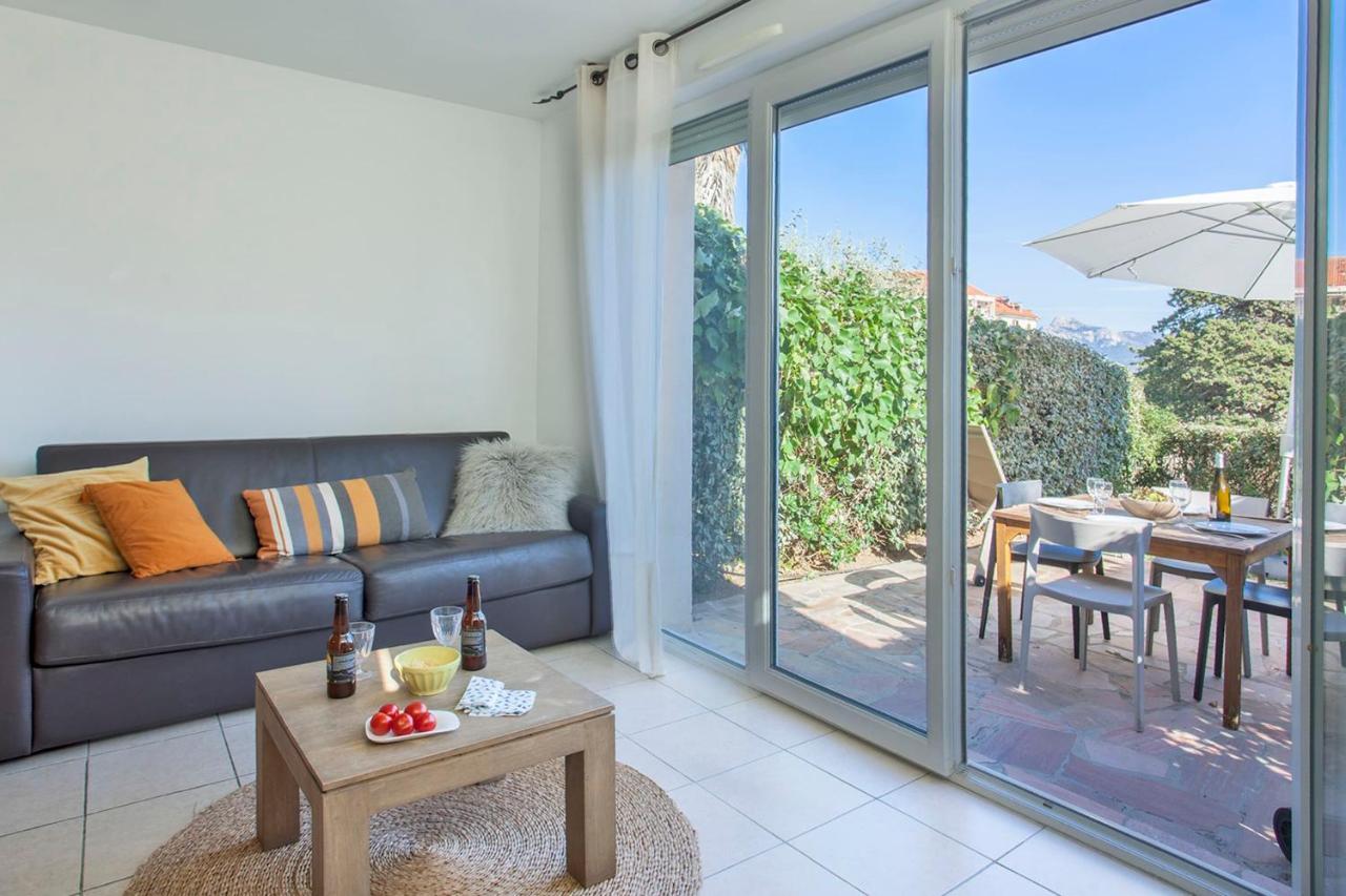 Mare Appart Avec Jardin Et Bbq Vue Mer Et Montagne Plage Et Port A 2 Pas Calvi  Exteriér fotografie